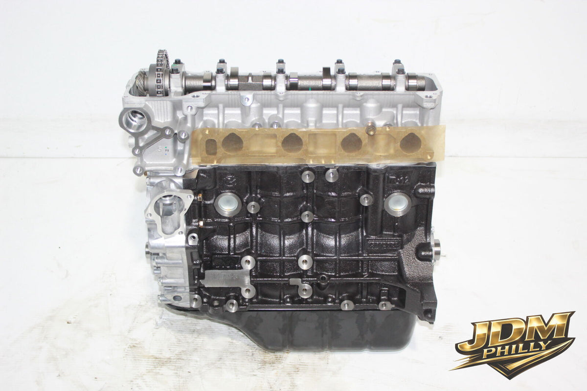 2RZ-FE 2.4T Long Block Engine Assembly For 94-04 Toyota Tacoma 4Runner DOHC 16V